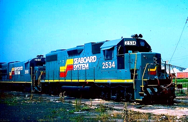 Original Kodachrome Slide Seaboard System Gp38-2 #2534 Portsmouth, Va June 1986