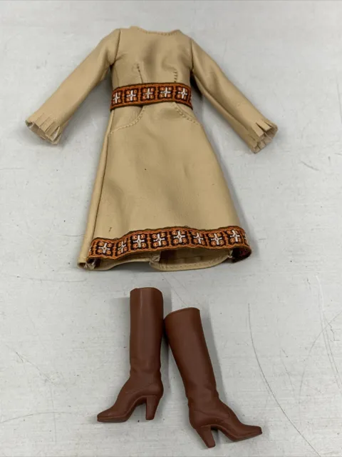 Cher Mego Fashions - Cherokee from Designer Collection