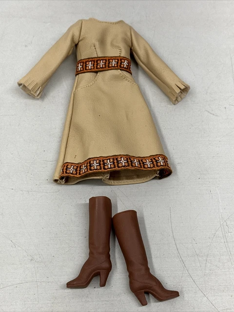 Cher Mego Fashions - Cherokee from Designer Collection Cher Mego Fashions - Cherokee from Designer Collection