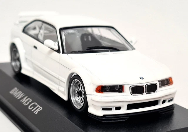 Maxichamps 1/43 Scale 940 023331 - 1993 BMW 3-Series Cabriolet (E36
