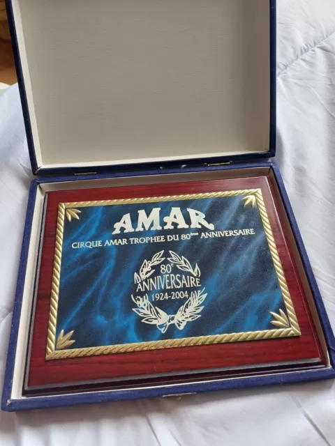 Cirque Amar Rare Trophée Des 80 Ans