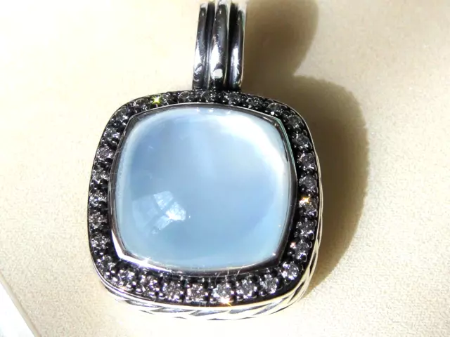 $1550 David Yurman Large Albion Moonstone Diamond Ice Enhancer $1550 David Yurman Large Albion Moonstone Diamond Ice Enhancer