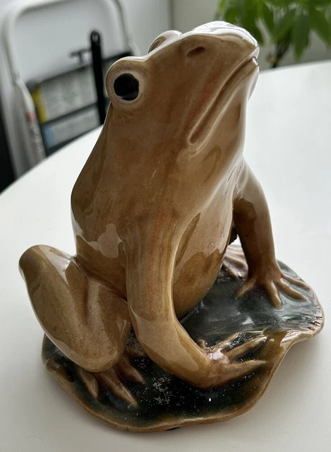 Vintage Large TOAD/FROG GARDEN STATUE Ceramic Pottery