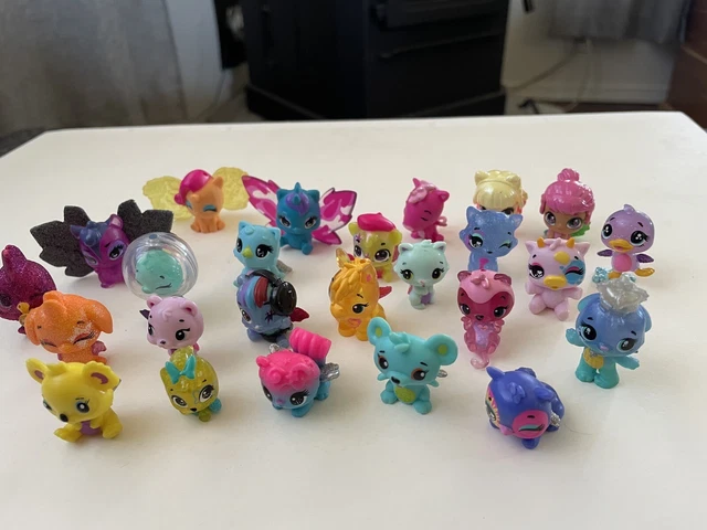 Hatchimals Lot Of 25 Mixed Bird Wings Penguin Collectible Retired