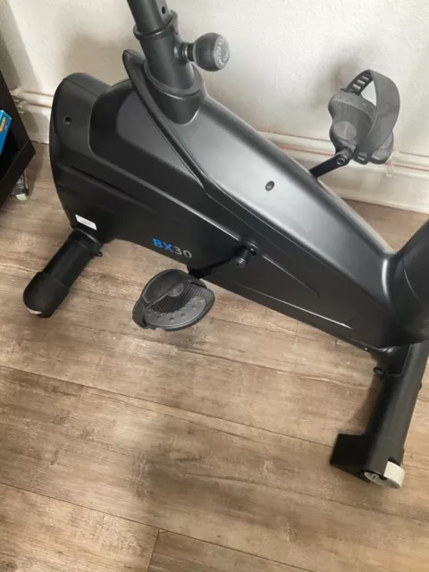 CARDIOSTRONG  FAHRRAD  Heimtrainer Trimmrad