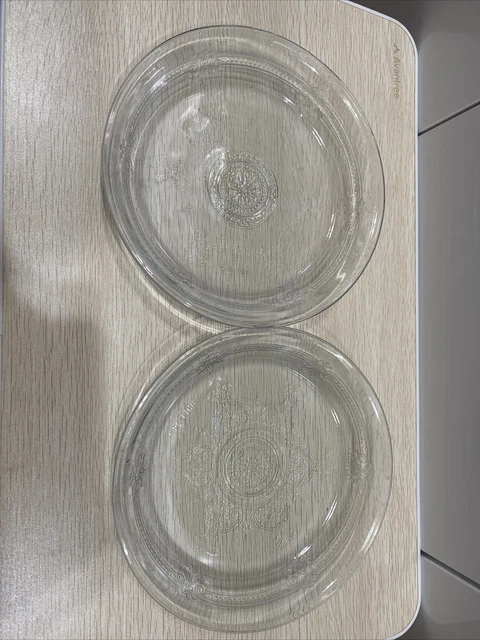 2 Plates VTG Anchor Hocking Fire King Clear Blue Sapphire Philbe Pattern 9 1/4"