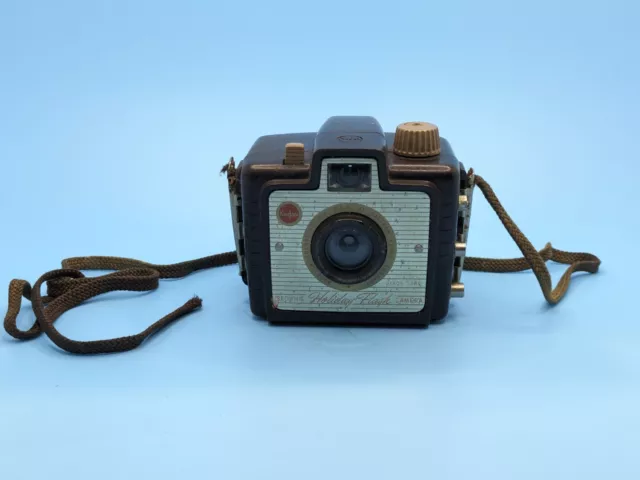 Vintage Kodak Brownie Holiday Flash Brown Camera Dakon Lens Strap Untested