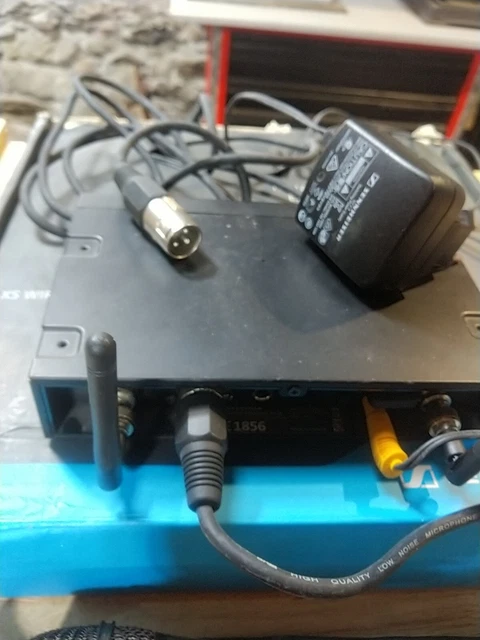 Micro Chant Sennheiser XSW65 4