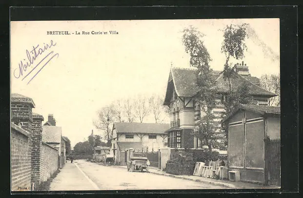 CPA Breteuil, La Rue Curie et Villa