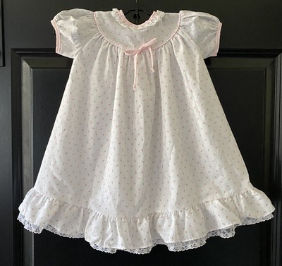 VINTAGE GIRL'S ALEXIS WHITE DRESS RUFFLE FLORAL INFANT SZ 13-18lbs 20" Long USA