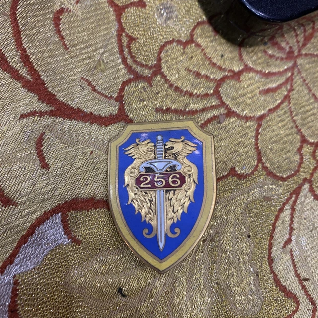 Insigne Militaire Ancien – Pucelle Dragon Marine (Tunisie/Afrique Du Nord)