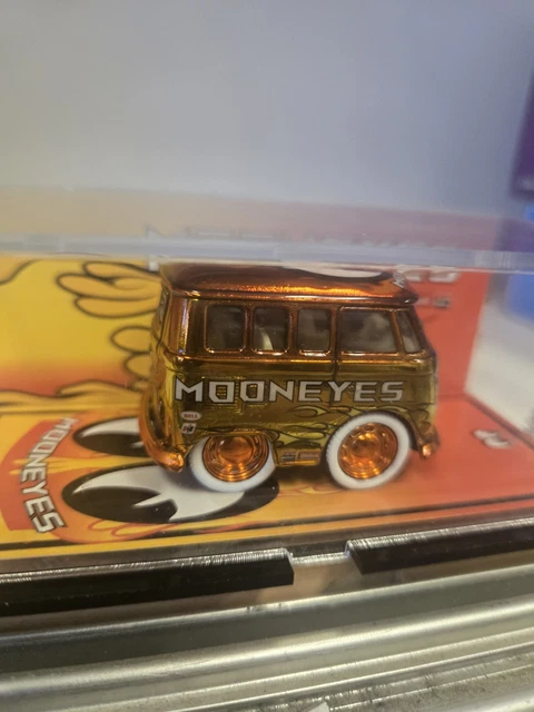 HOT WHEELS 2025 LAS VEGAS CONVENTION HYDROCHROME Mooneyes Mini VW Bus