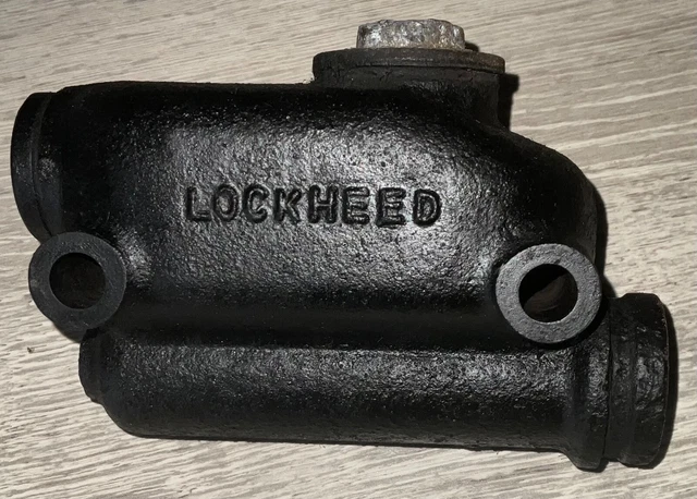 BRAKE MASTER CYLINDER Lockheed From A Morris Minor £27.99 - PicClick UK