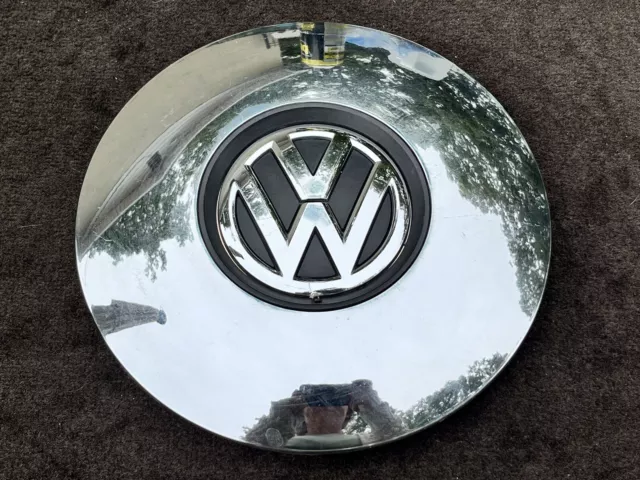 VW Volkswagen Beetle Heritage Chrome Center