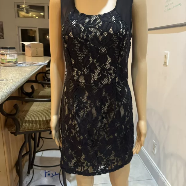 Forever 21 Black Lace Dress Women’s Sheath Mini Sleeveless Party.  Size M