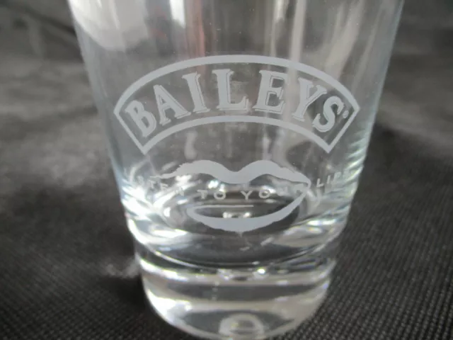 Baileys Bailey's Glas - LISTEN TO YOUR LIPS - Perle im Boden 5 cl NEU