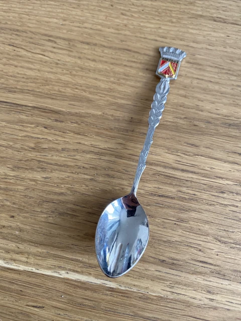 PETITE CUILLÈRE DE collection avec boîte, Blason Courmayeur, Métal argenté. EUR 3,00 - FR