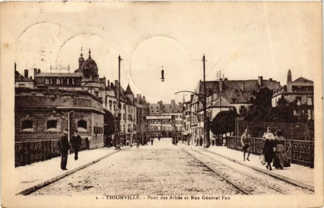 CPA THIONVILLE Pont des Alliés Rue Générale Pau (984545)