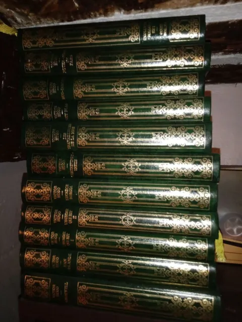Lot 11 volumes de Victor Hugo Œuvres Poétiques Romanesques Edito service