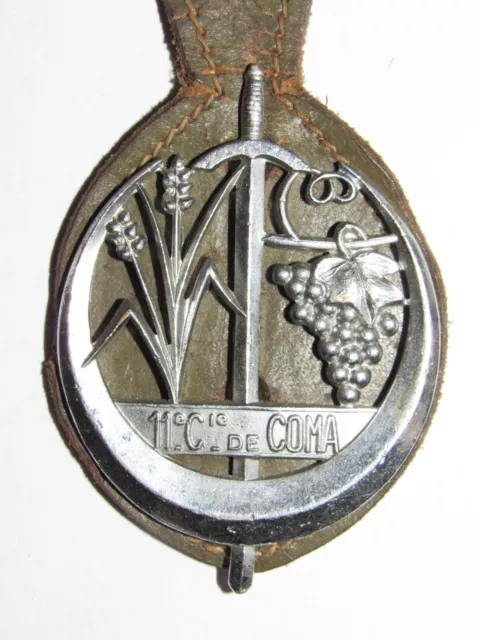 Antique Badge Maid 11 E Coma Clerk Ouvriers Military, Car, Van, Bumpe