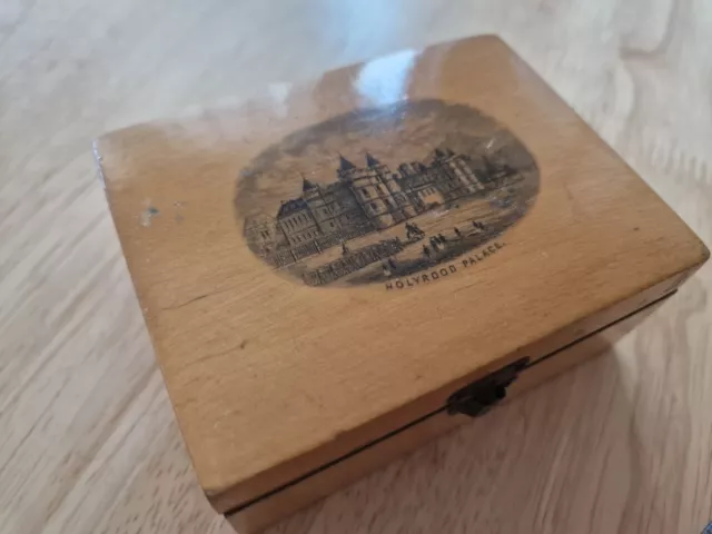 Mauchline Wear. Antique Keep Sake Box - Holyrood Palace.