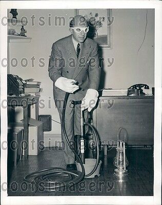 1941 WWII Era US Air Warden M Wolff in Goggles New York City Press Photo