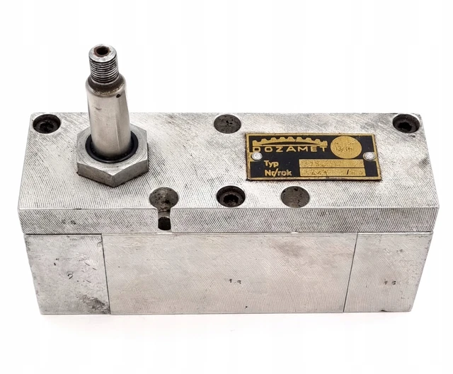 PNEUMATIC DISTRIBUTOR ZSe8 DOZAMET 160x70x52 / #A O1ME 6842