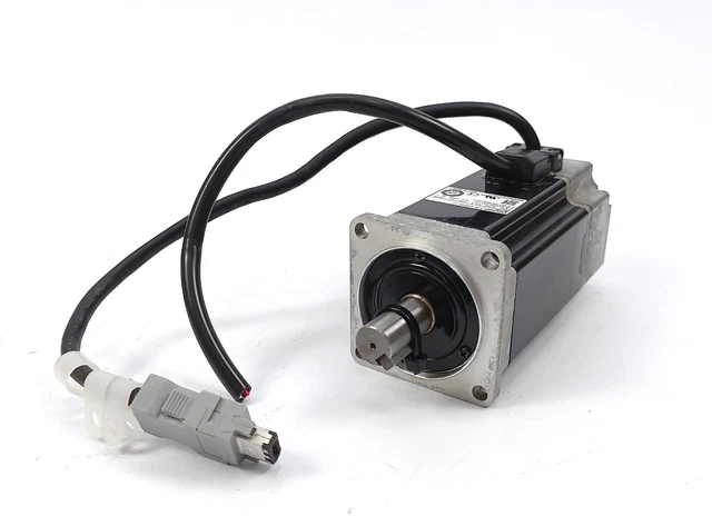 thumbnail image 2 of Omron Servo Motor R88M-1M40030T-S2 - Brand New 1PCS PLC Automation 2 of 5