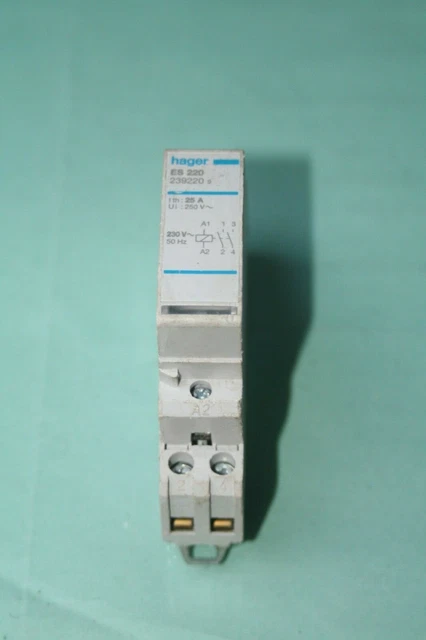 Contacteur Jour-Nuit HAGER ETC325S - 25A 3 Contacts 230V - Silencieux - NEUF
