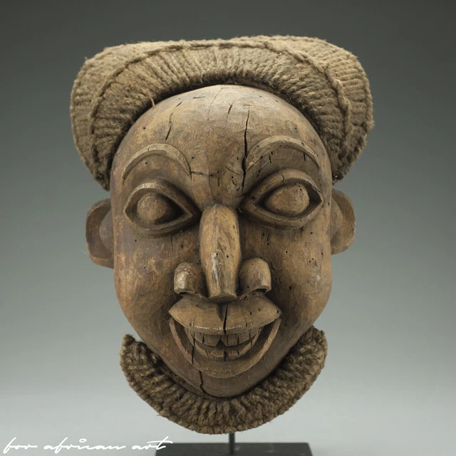 Bamun Akam Mask | Fashor & Eagar African Art