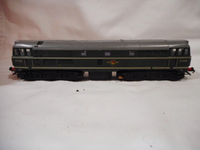 Train Engine 357 TRI-ANG HORNBY R.357 OO Scale British Rail A1A-A1A Diesel Locomotive # ...
