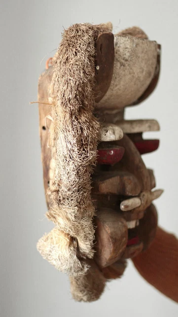 Fine old Guere/Krahn war mask, Cote d'Ivoire, Liberia 7