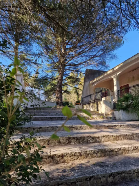 Villa in der Natur des Itria-Tales in Apulien