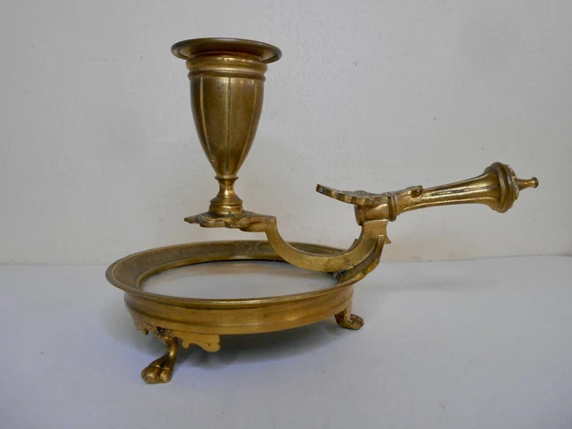 Ancien bougeoir à main bronze et albâtre style Louis XVI pied griffe Candelstick