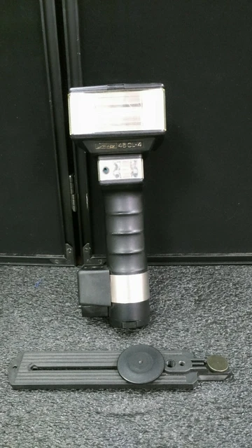 METZ 45 CL-4 Mecablitz Digital Flash Basic with Batteries
