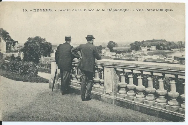 CPA 58 - Nevers - Jardin De La Place Of La Republic - View Panoramic
