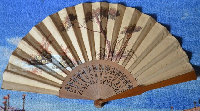 großer antiker Fächer