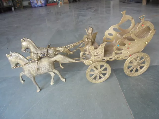 Vintage Latón Grabado Grande Hecho a Mano Cuentas Caballo Chariot Figura/Modelo