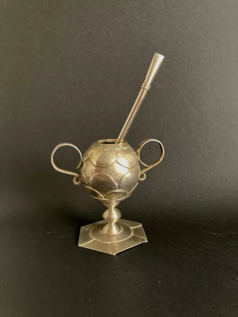 Vintage  Mate Silver Plate Footed Cup Vessel & Stir