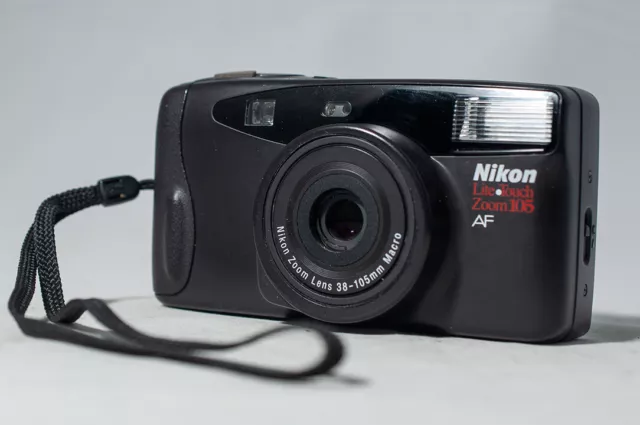 Nikon Af Zoom 105 - 38-105 Mm. Compacta.