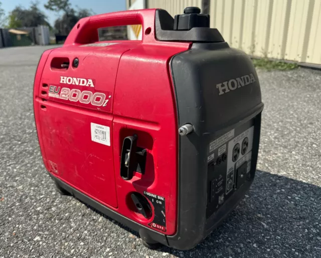 USED Honda EU2000i 2000W Portable Generator