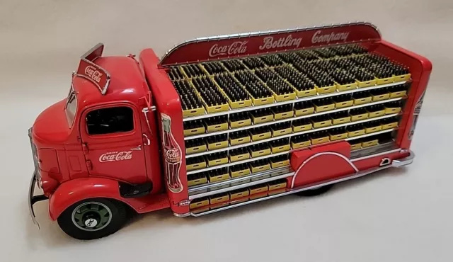 Danbury Mint 1:24 1938 Coca-Cola GMC Cab-Over Delivery Truck 1/24