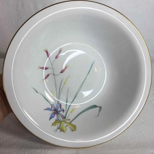 Vintage Eschenbach China 9" Vegetable Serving Bowl Pattern W1458
