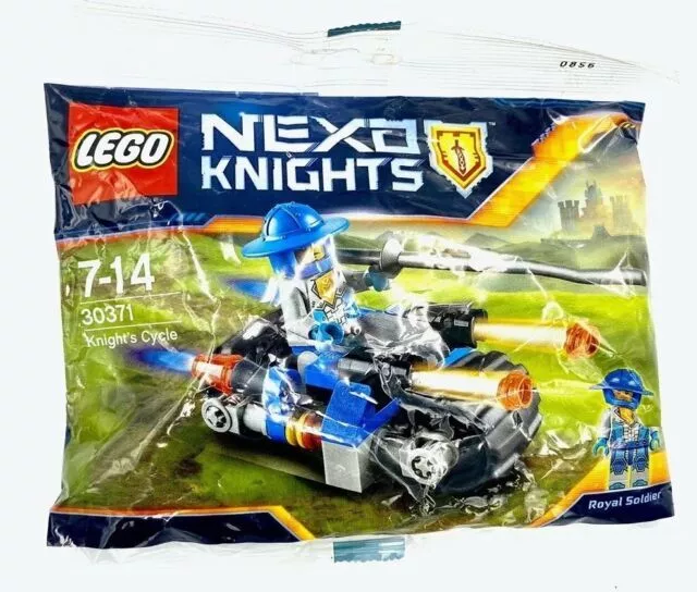 Lego Nexo Knights Knight's Cycle Set With Royal Soldier 30371 Sealed Polybag