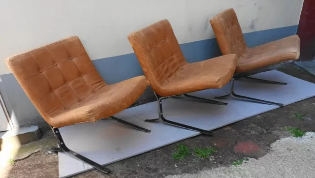 Trois fauteuils d'Olivier Mourgue des années 50/60