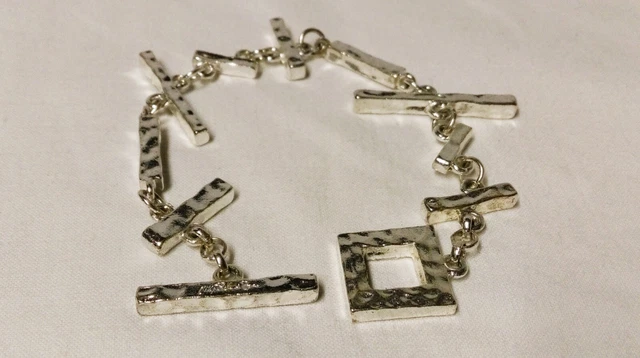 Bracelet Moderne Martelé BICHE DE BERE Paris - Argenté (Occasion, Signes D'usure)