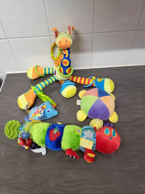 Baby Spielzeug Konvolut Tiere × 4 hungrige Raupe Giraffe Schildkröte Plüsch + Kunststoff