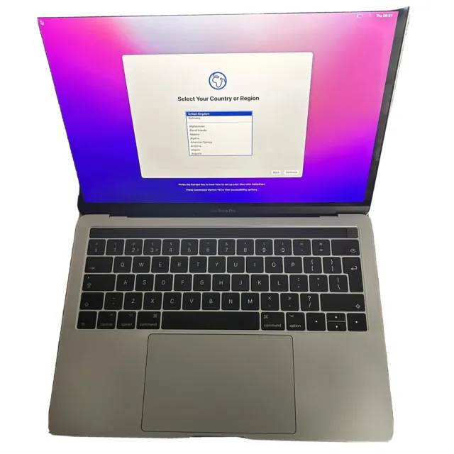 Apple MacBook Pro 15 pollici laptop con Touch Bar 2018 (Intel i7, 16 GB RAM, 1 TB) 3