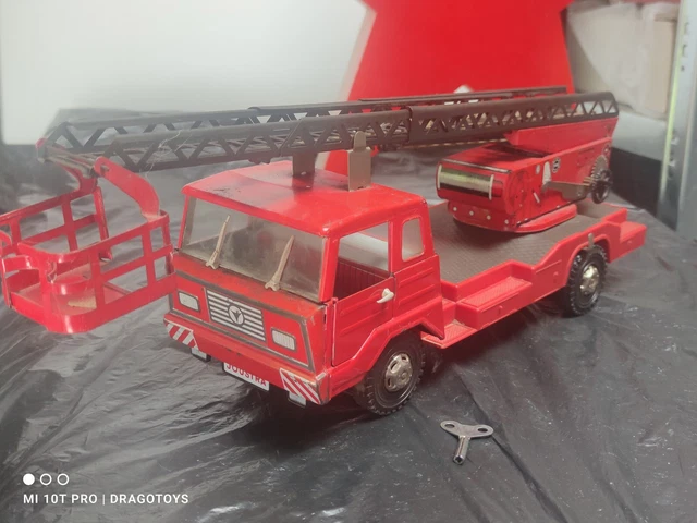 CAMION BENNE JOUSTRA EUR 49,00 - FR