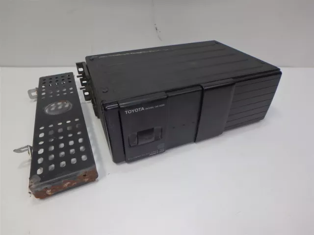 Toyota HDGT-120 8/12 compact disc auto changer 34222 12 disc shuttle incl brcket